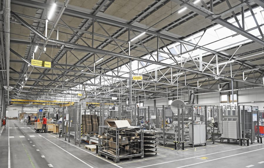 VELUX stanie z produkcją, ale zapewni dostawy